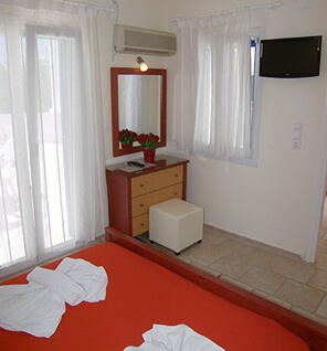 Captain Manolis Hotel Paros / Single Room
